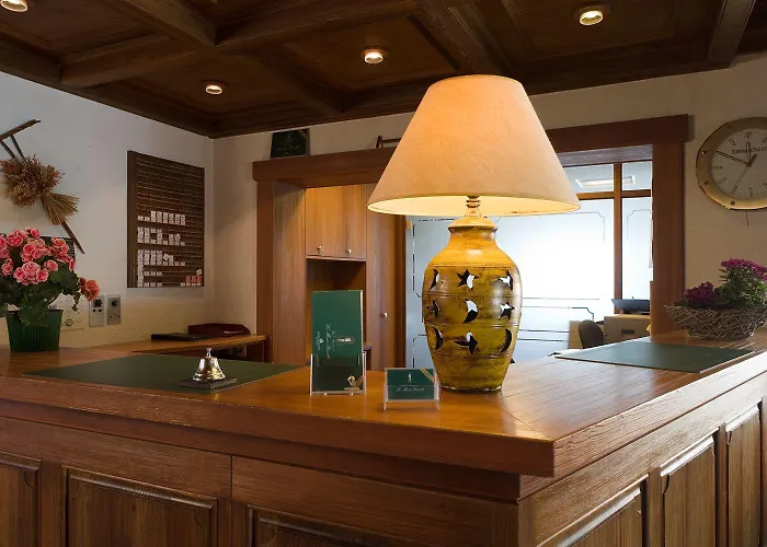 Hotel-restaurant Le Mont Paisible, Hotell Crans-Montana